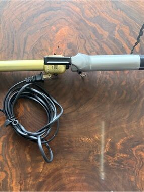 Hot Tools 1” barrel Gold and Silver Corded Styling Iron